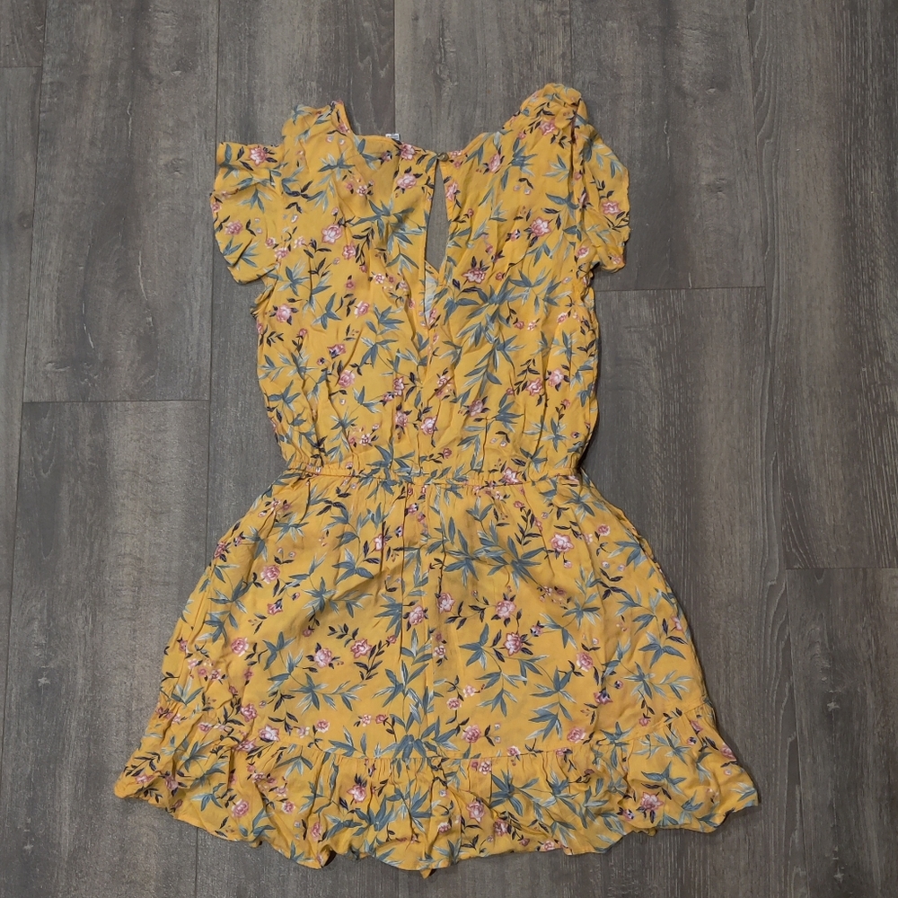 American Eagle Floral Wrap Yellow Romper - Picture 8 of 9